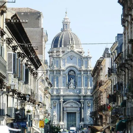 Le Dimore Del Duomo Appartamento Aeroporto di Catania Fontana Rossa